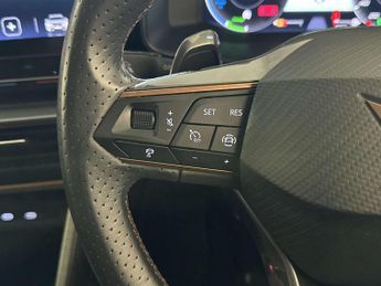 CUPRA Formentor 1.4 eHybrid 12.8kWh VZ1 SUV 5dr Petrol Plug-in Hybrid DSG Euro 6