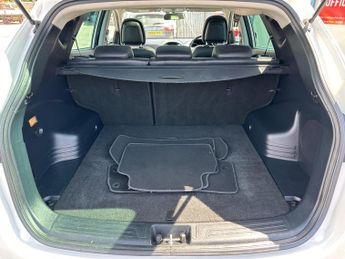 Hyundai ix35 2.0 CRDi Premium 4WD Euro 5 5dr