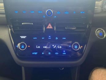 Hyundai IONIQ 1.6 h-GDi Premium SE Hatchback 5dr Petrol Hybrid DCT Euro 6 (s/s