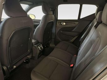 Volvo XC40 Recharge 69kWh Plus SUV 5dr Electric Auto (231 ps)