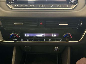 Nissan Qashqai 1.3 DIG-T MHEV Acenta Premium SUV 5dr Petrol Hybrid Manual Euro 
