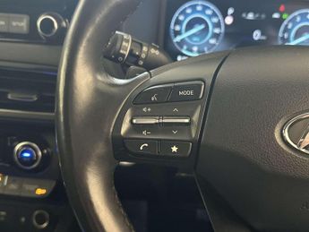 Hyundai KONA 1.6 h-GDi Premium SUV 5dr Petrol Hybrid DCT Euro 6 (s/s) (141 ps