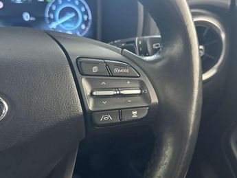 Hyundai KONA 1.6 h-GDi Premium SUV 5dr Petrol Hybrid DCT Euro 6 (s/s) (141 ps