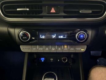 Hyundai KONA 1.6 h-GDi Premium SUV 5dr Petrol Hybrid DCT Euro 6 (s/s) (141 ps