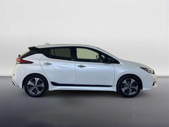 Nissan Leaf 40kWh Tekna Hatchback 5dr Electric Auto (150 ps)