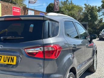 Ford EcoSport 1.0T EcoBoost Titanium 2WD Euro 5 (s/s) 5dr