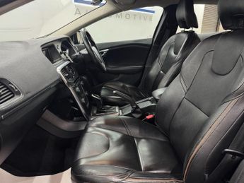 Volvo V40 Cross Country 1.6 D2 Lux Powershift Euro 5 (s/s) 5dr