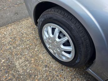 Nissan Almera 1.8 SE 5dr