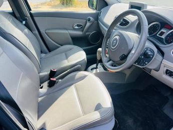Renault Clio 1.6 VVT Initiale TomTom Auto Euro 4 5dr