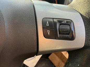 Vauxhall Corsa 1.2 16V Active Euro 5 5dr (A/C)
