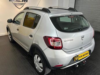 Dacia Sandero Stepway 1.5 dCi Laureate Euro 5 5dr