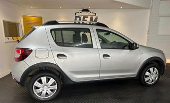 Dacia Sandero Stepway 1.5 dCi Laureate Euro 5 5dr