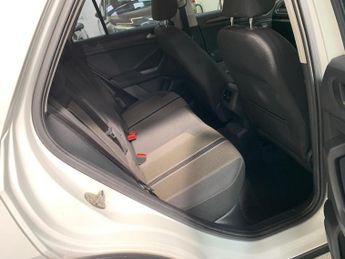 Volkswagen T-Roc 1.5 TSI EVO SE DSG Euro 6 (s/s) 5dr