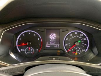 Volkswagen T-Roc 1.5 TSI EVO SE DSG Euro 6 (s/s) 5dr