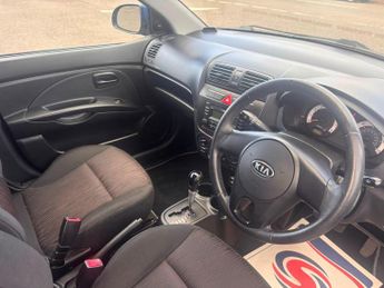 Kia Picanto 1.1 Strike 5dr