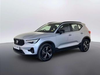 Volvo XC40 2.0 B3 MHEV Plus Dark SUV 5dr Petrol Hybrid DCT Auto Euro 6 (s/s