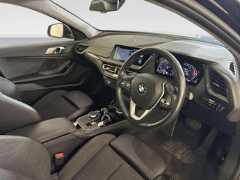 BMW 1 Series 2.0 118d Sport (LCP) Hatchback 5dr Diesel Auto Euro 6 (s/s) (150