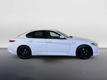 Alfa Romeo Giulia 2.0T Veloce Saloon 4dr Petrol GPF Auto Euro 6 (s/s) (280 ps)
