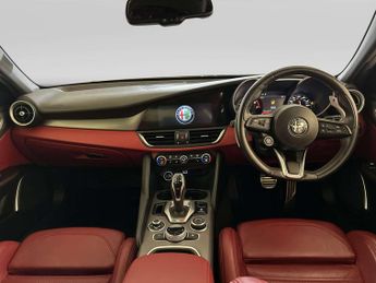 Alfa Romeo Giulia 2.0T Veloce Saloon 4dr Petrol GPF Auto Euro 6 (s/s) (280 ps)