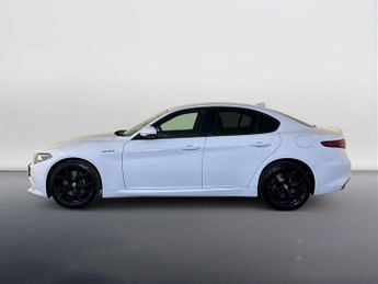 Alfa Romeo Giulia 2.0T Veloce Saloon 4dr Petrol GPF Auto Euro 6 (s/s) (280 ps)