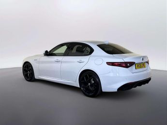 Alfa Romeo Giulia 2.0T Veloce Saloon 4dr Petrol GPF Auto Euro 6 (s/s) (280 ps)