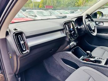 Volvo XC40 1.5h T4 Recharge 10.7kWh Core Auto Euro 6 (s/s) 5dr