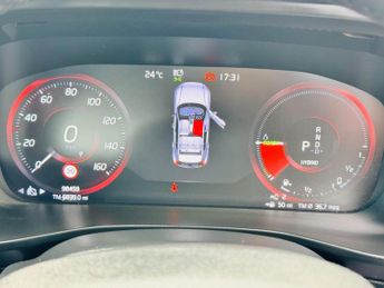 Volvo XC40 1.5h T4 Recharge 10.7kWh Core Auto Euro 6 (s/s) 5dr
