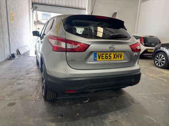 Nissan Qashqai 1.6 dCi n-tec XTRON 2WD Euro 6 (s/s) 5dr