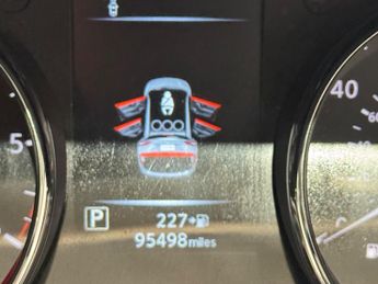 Nissan Qashqai 1.6 dCi n-tec XTRON 2WD Euro 6 (s/s) 5dr