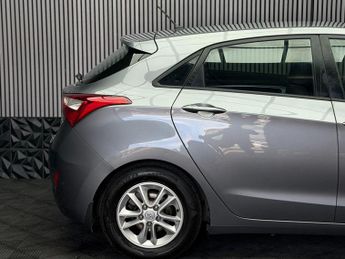 Hyundai i30 1.6 CRDi Active Auto Euro 5 5dr