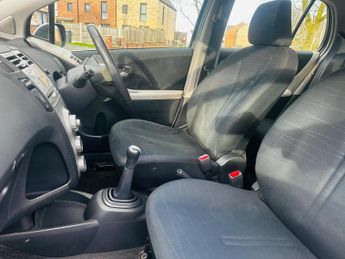 Toyota Yaris 1.3 VVT-i TR Hatchback 5dr Petrol Manual (141 g/km, 85 bhp)
