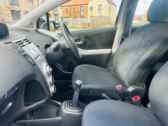 Toyota Yaris 1.3 VVT-i TR Hatchback 5dr Petrol Manual (141 g/km, 85 bhp)