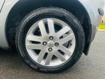 Toyota Yaris 1.3 VVT-i TR Hatchback 5dr Petrol Manual (141 g/km, 85 bhp)