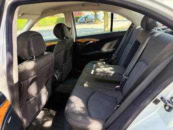 Mercedes-Benz E Class 1.8 E200 Kompressor Elegance Saloon 4dr Petrol Automatic (207 g/