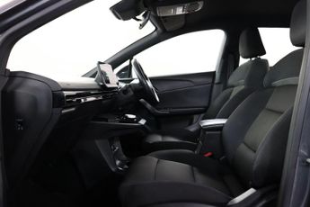 MG MG4 51kWh SE Auto 5dr