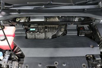 MG MG4 51kWh SE Auto 5dr