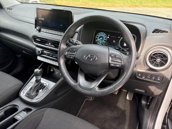 Hyundai Kona 1.6 h-GDi Premium SUV 5dr Petrol Hybrid DCT Euro 6 (s/s) (141 ps