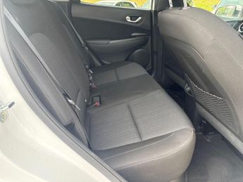 Hyundai Kona 1.6 h-GDi Premium SUV 5dr Petrol Hybrid DCT Euro 6 (s/s) (141 ps
