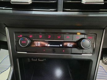 Volkswagen Polo 1.0 TSI SEL DSG Euro 6 (s/s) 5dr