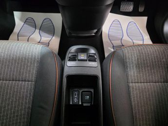 Fiat 500e 42kWh Icon Auto 3dr
