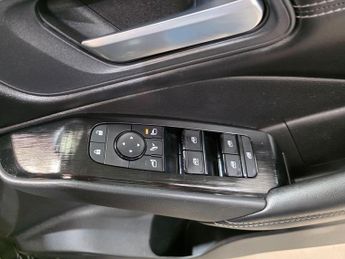 Nissan Qashqai 1.3 DIG-T MHEV Acenta Premium XTRON Euro 6 (s/s) 5dr
