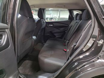 Nissan Qashqai 1.3 DIG-T MHEV Acenta Premium XTRON Euro 6 (s/s) 5dr