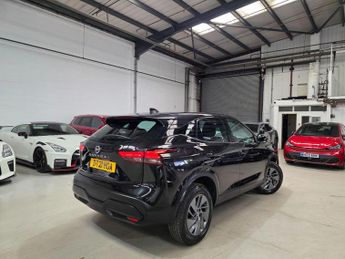 Nissan Qashqai 1.3 DIG-T MHEV Acenta Premium XTRON Euro 6 (s/s) 5dr