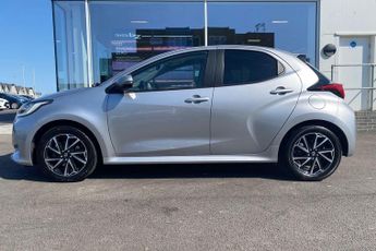Toyota Yaris 1.5 VVT-h Design Hatchback 5dr Petrol Hybrid E-CVT Euro 6 (s/s) 