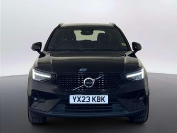 Volvo XC40 2.0 B3 MHEV Plus SUV 5dr Petrol Hybrid DCT Auto Euro 6 (s/s) (16