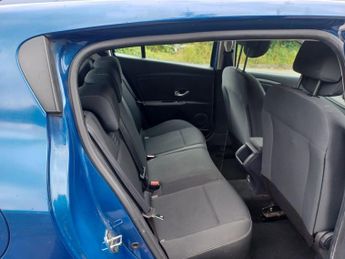 Renault Megane 1.6 16V Expression Euro 4 5dr