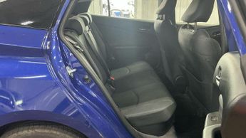 Toyota Prius 1.8 VVT-h Active CVT Euro 6 (s/s) 5dr