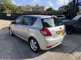 Kia Ceed 1.6 CRDi 2 Euro 4 5dr