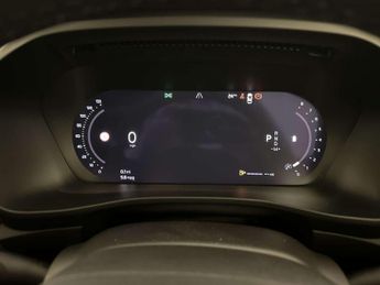Volvo XC40 2.0 B4 MHEV Ultimate SUV 5dr Petrol Hybrid DCT Auto Euro 6 (s/s)
