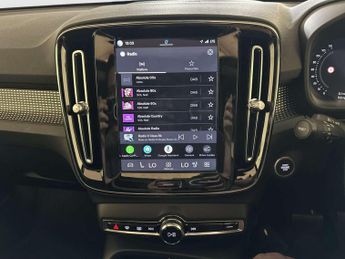 Volvo XC40 2.0 B4 MHEV Ultimate SUV 5dr Petrol Hybrid DCT Auto Euro 6 (s/s)
